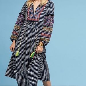 Velvet embroidered dress XS